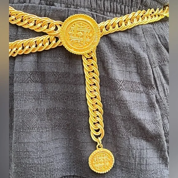 Vintage/Retro Chain Belt (Accessocraft NYC) ACCESSOCRAFT NYC Signed Gold Swag or Chain Belt (large Size  main image 3